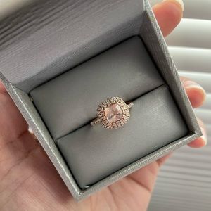 Morganite gem, Size 6, Rose Gold